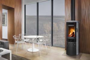 Photo gallery vulsini_se_storch_kaminofen_serpentino_gestrahlt_interieur.jpg