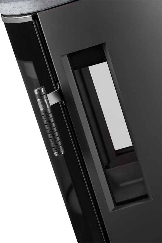 Fotografie hierro_3s_se_serpentino_gestrahlt_kaminofen_storch_kamine_detail_01.jpg